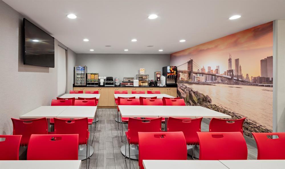 Red Lion Inn And Suites Brooklyn ニューヨーク エクステリア 写真