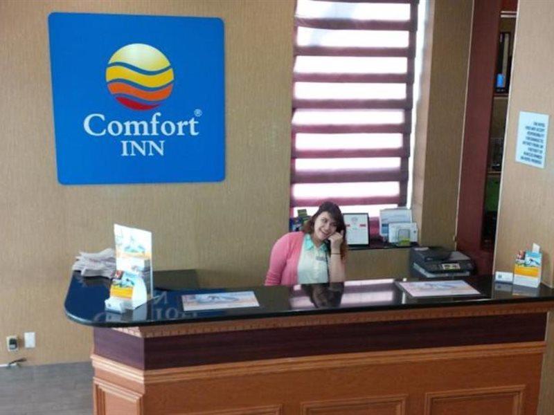 Red Lion Inn And Suites Brooklyn ニューヨーク エクステリア 写真