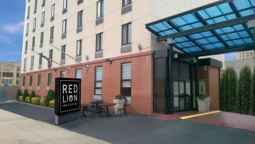 Red Lion Inn And Suites Brooklyn ニューヨーク エクステリア 写真